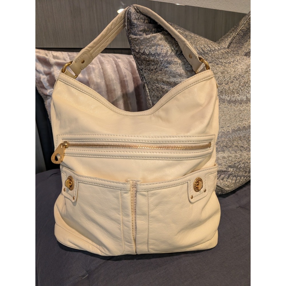 Marc Jacobs Large Leather Tote I'm Ivory Leather Magnet Closure